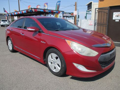 Used 2012 Hyundai Sonata Hybrid FWD image 3