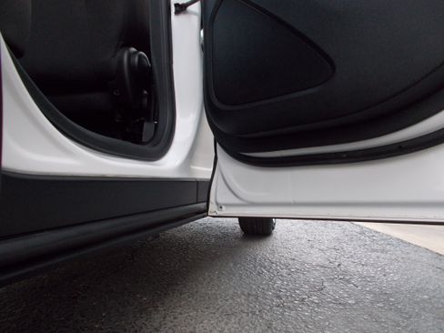 Used 2019 Chevrolet Equinox LT image 20