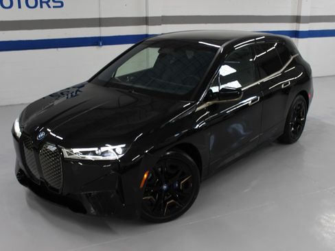 Used 2024 BMW iX M60 AWD/4WD image 3