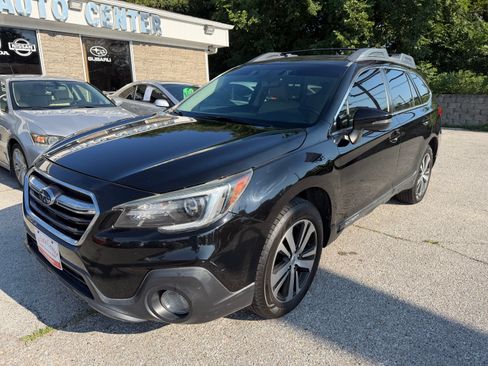 Used 2018 Subaru Outback 2.5i Limited AWD/4WD image 7