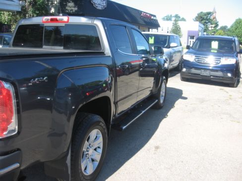 Used 2016 GMC Canyon 4x4 Crew Cab SLE image 4