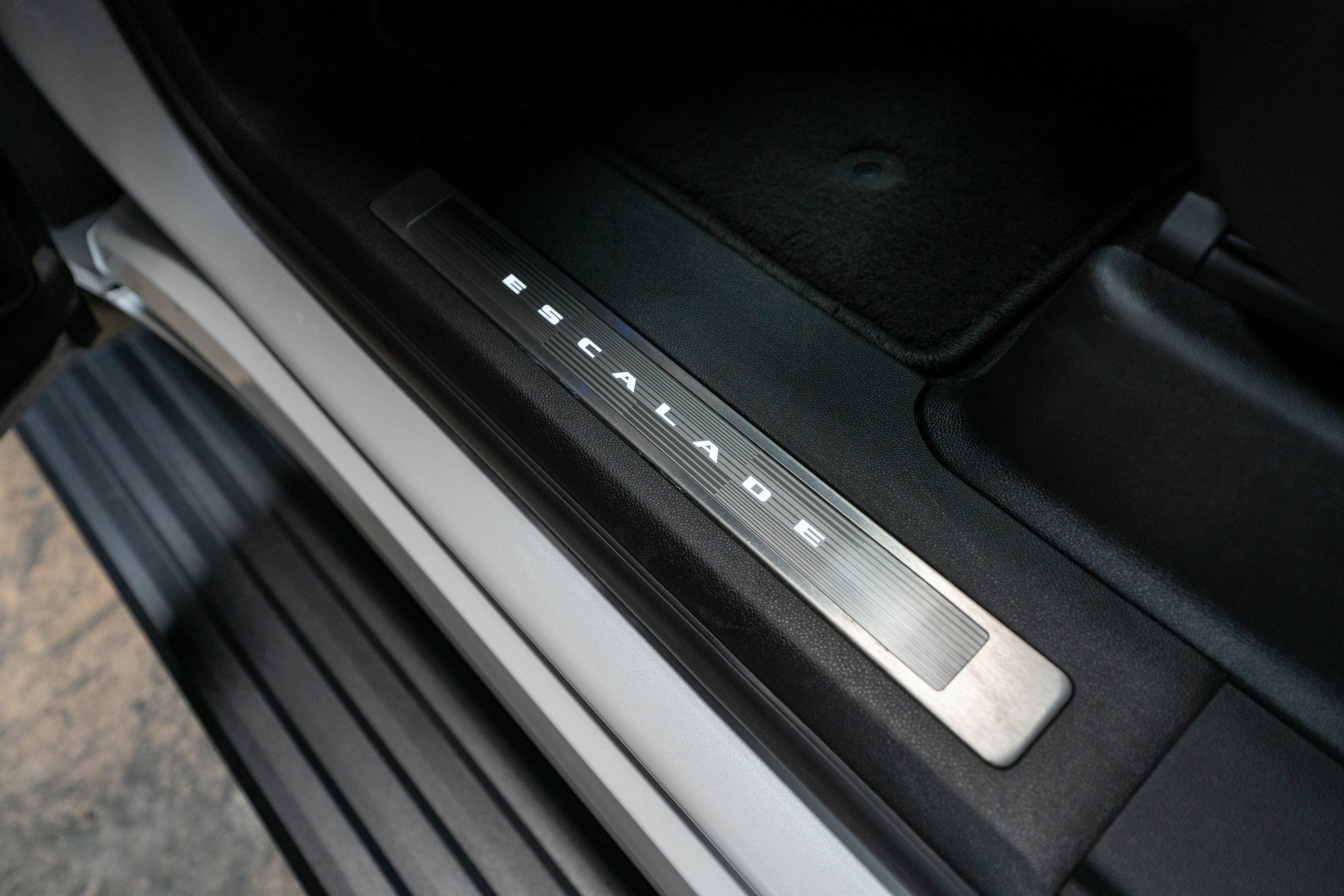 Used 2023 Cadillac Escalade V AWD/4WD image 20