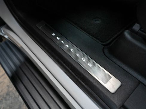 Used 2023 Cadillac Escalade V image 20