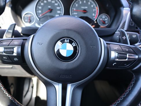 Used 2016 BMW M4 Competition image 27