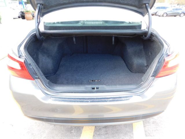 Used 2016 Nissan Altima 2.5 SR FWD image 7