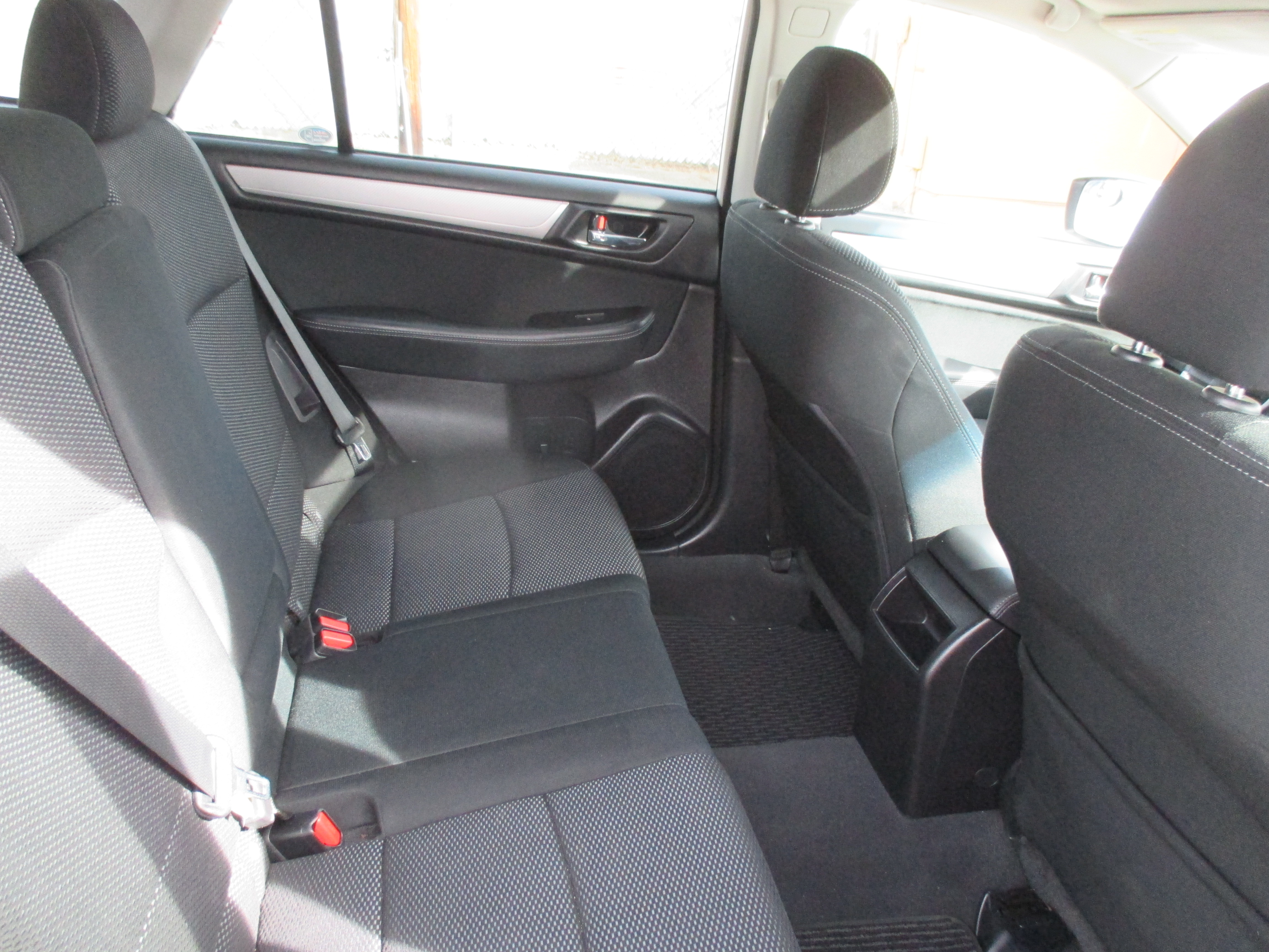 Used 2016 Subaru Outback 2.5i Premium AWD/4WD image 12