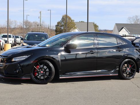 Used 2019 Honda Civic Type R Touring image 1