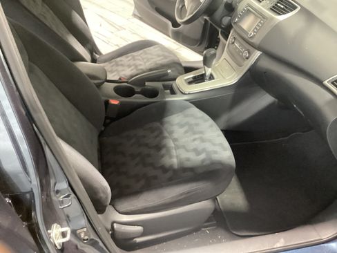 Used 2012 Nissan Sentra SR image 21