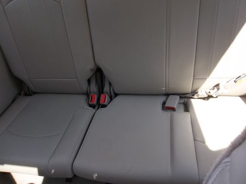 Used 2014 Buick Enclave FWD Premium image 9