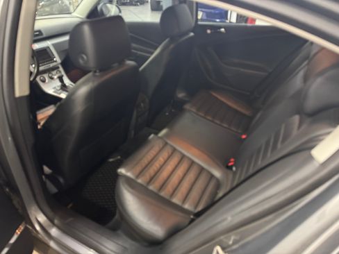 Used 2006 Volkswagen Passat VR6 AWD/4WD image 18