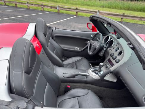 Used 2007 Pontiac Solstice image 21