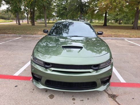 Used 2023 Dodge Charger Scat Pack image 2