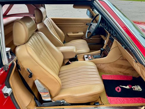 Used 1988 Mercedes-Benz 560 SL UNAVAIL image 34