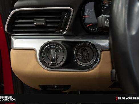 Used 2017 Porsche 911 Targa 4S image 24