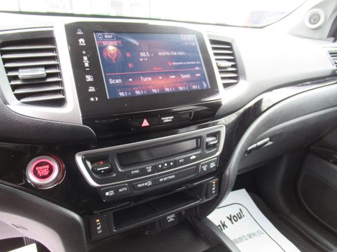 Used 2017 Honda Ridgeline RTL-E image 13