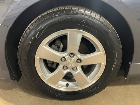 Used 2014 Chevrolet Cruze LT image 6