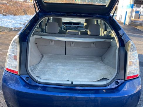 Used 2011 Toyota Prius image 6