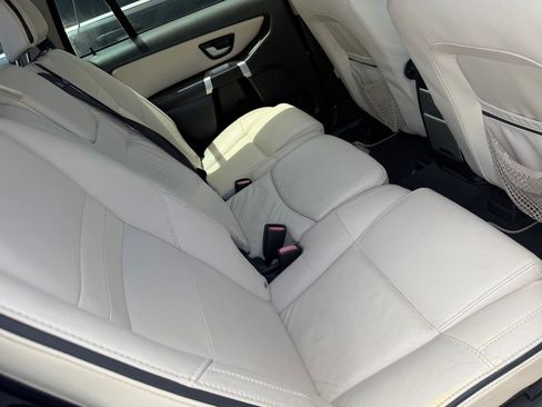 Used 2011 Volvo XC90 2WD 3.2 R-Design image 9