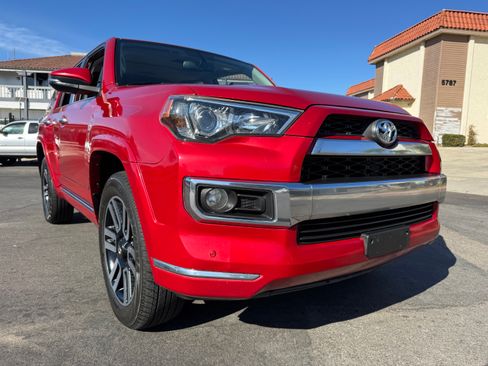 Used 2017 Toyota 4Runner Limited image 10