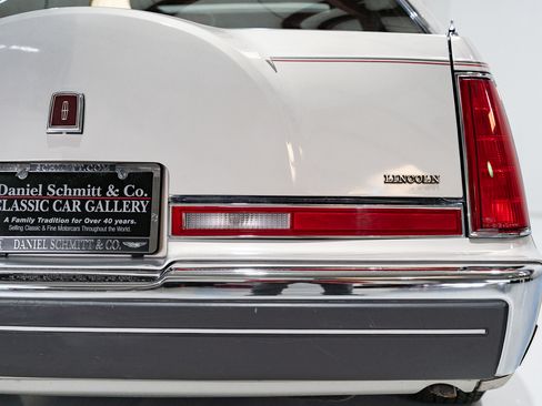 Used 1990 Lincoln Mark VII Blass image 39