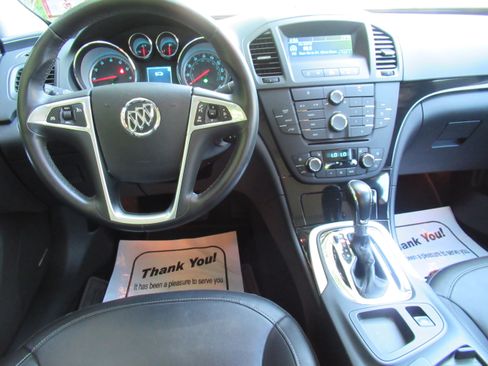 Used 2011 Buick Regal CXL FWD image 9