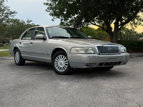 Used 2007 Mercury Grand Marquis LS RWD image 3