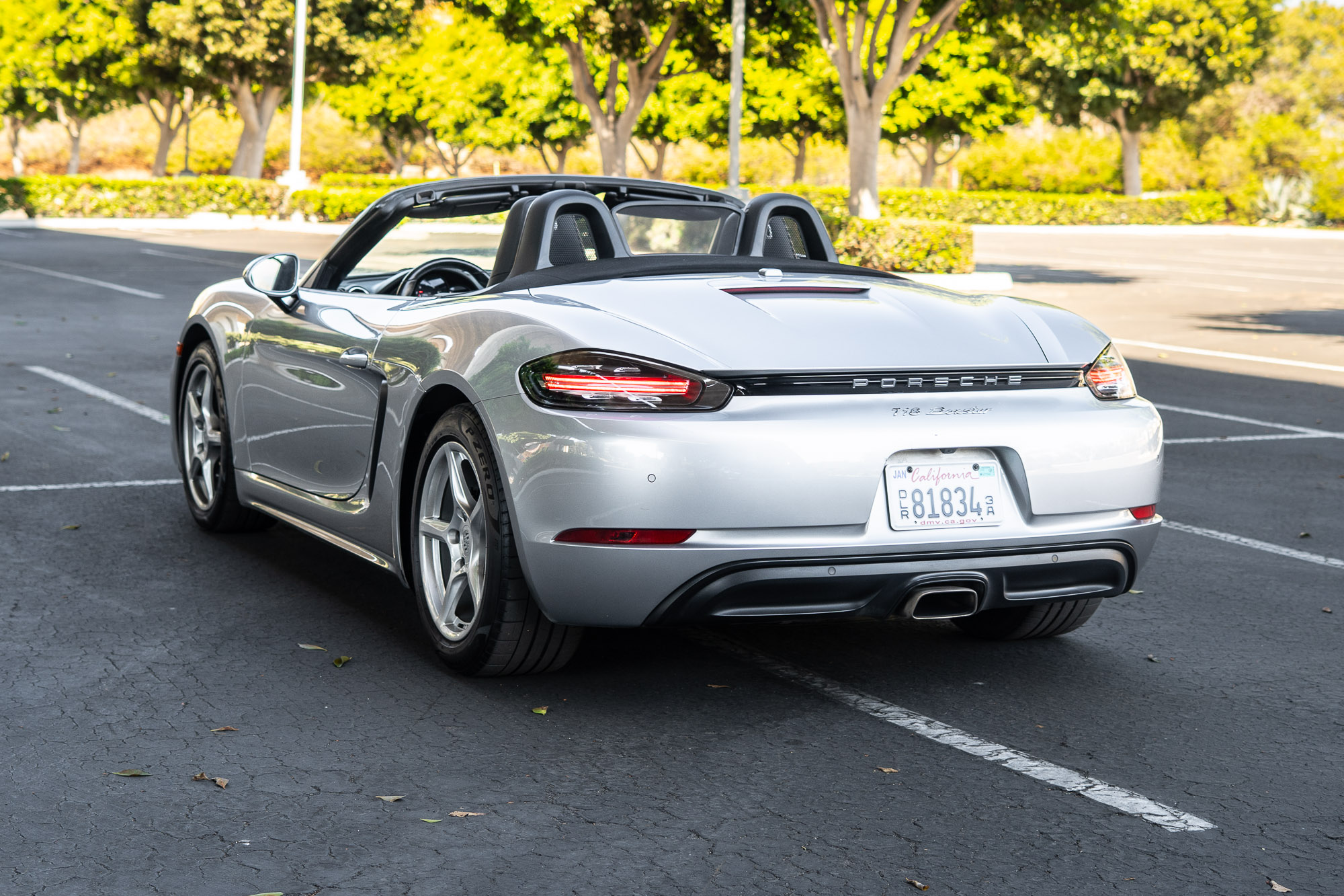 Used 2018 Porsche 718 Boxster RWD image 4