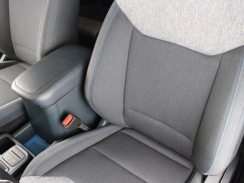 Used 2025 Ford Maverick XLT image 8