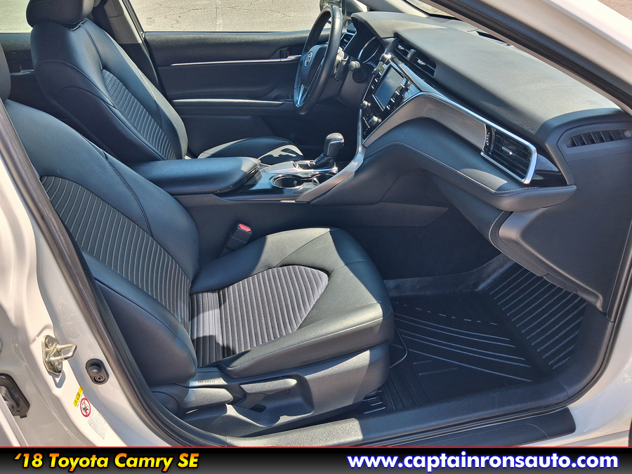 Used 2018 Toyota Camry SE Sport Sedan 4D FWD image 8