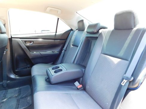 Used 2017 Toyota Corolla SE FWD image 16