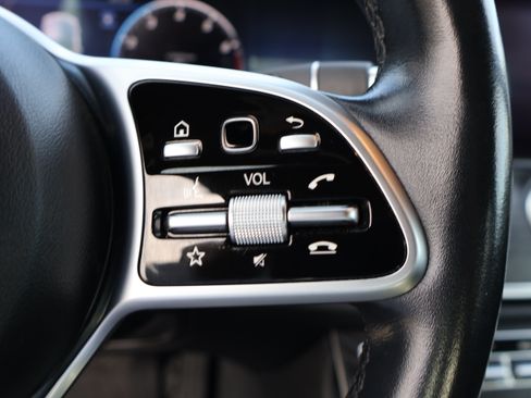 Used 2020 Mercedes-Benz E 450 image 25