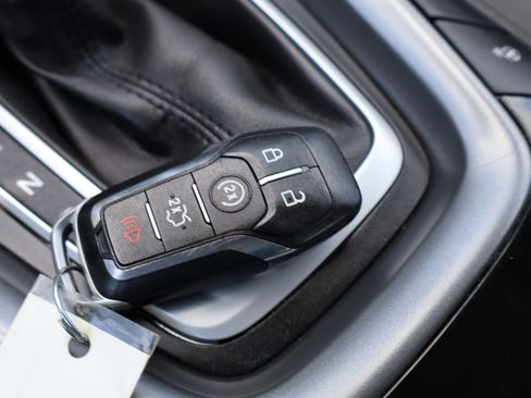 Used 2013 Ford Fusion Titanium FWD image 31