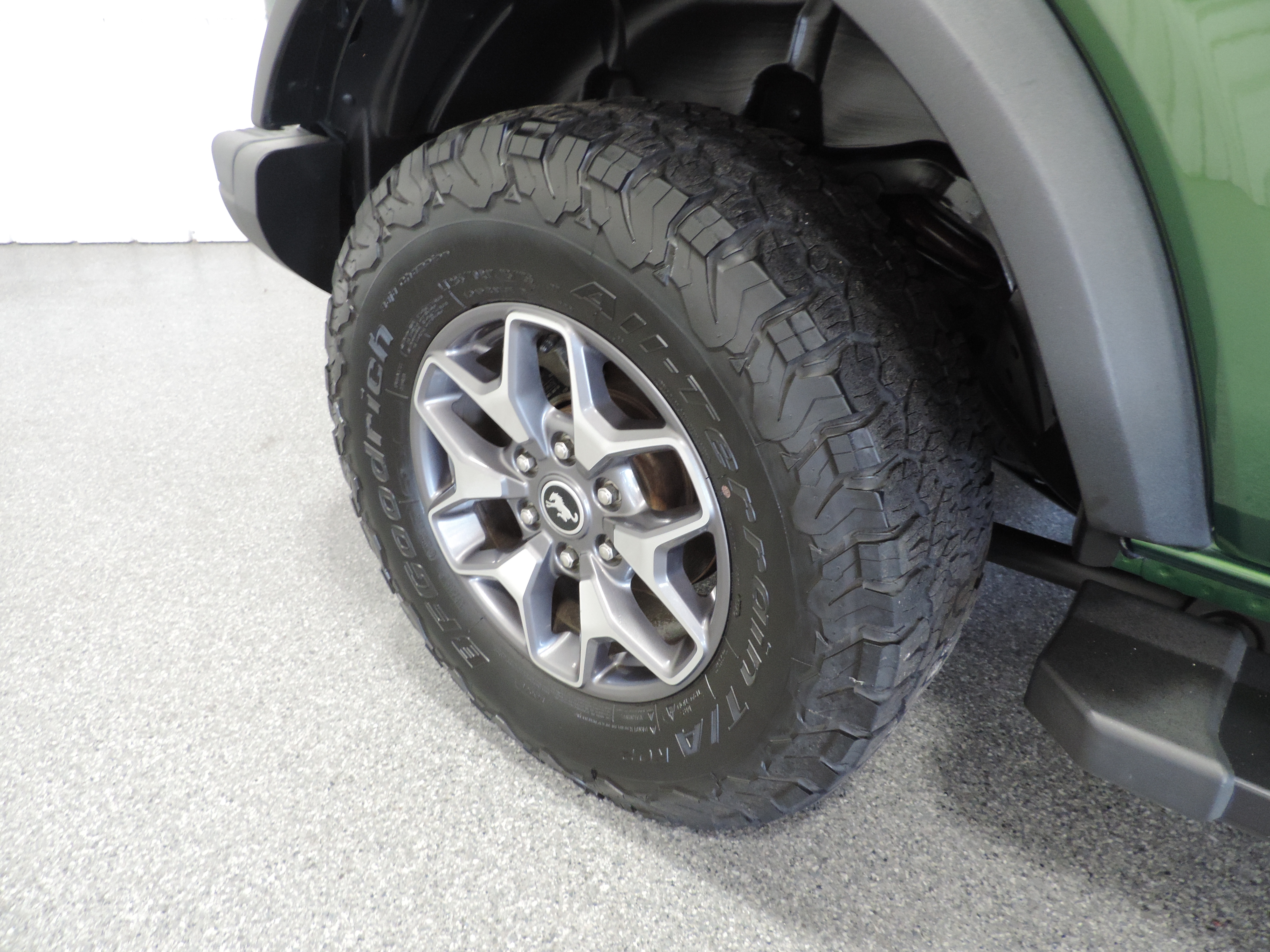 Used 2023 Ford Bronco 4-Door Badlands AWD/4WD image 15