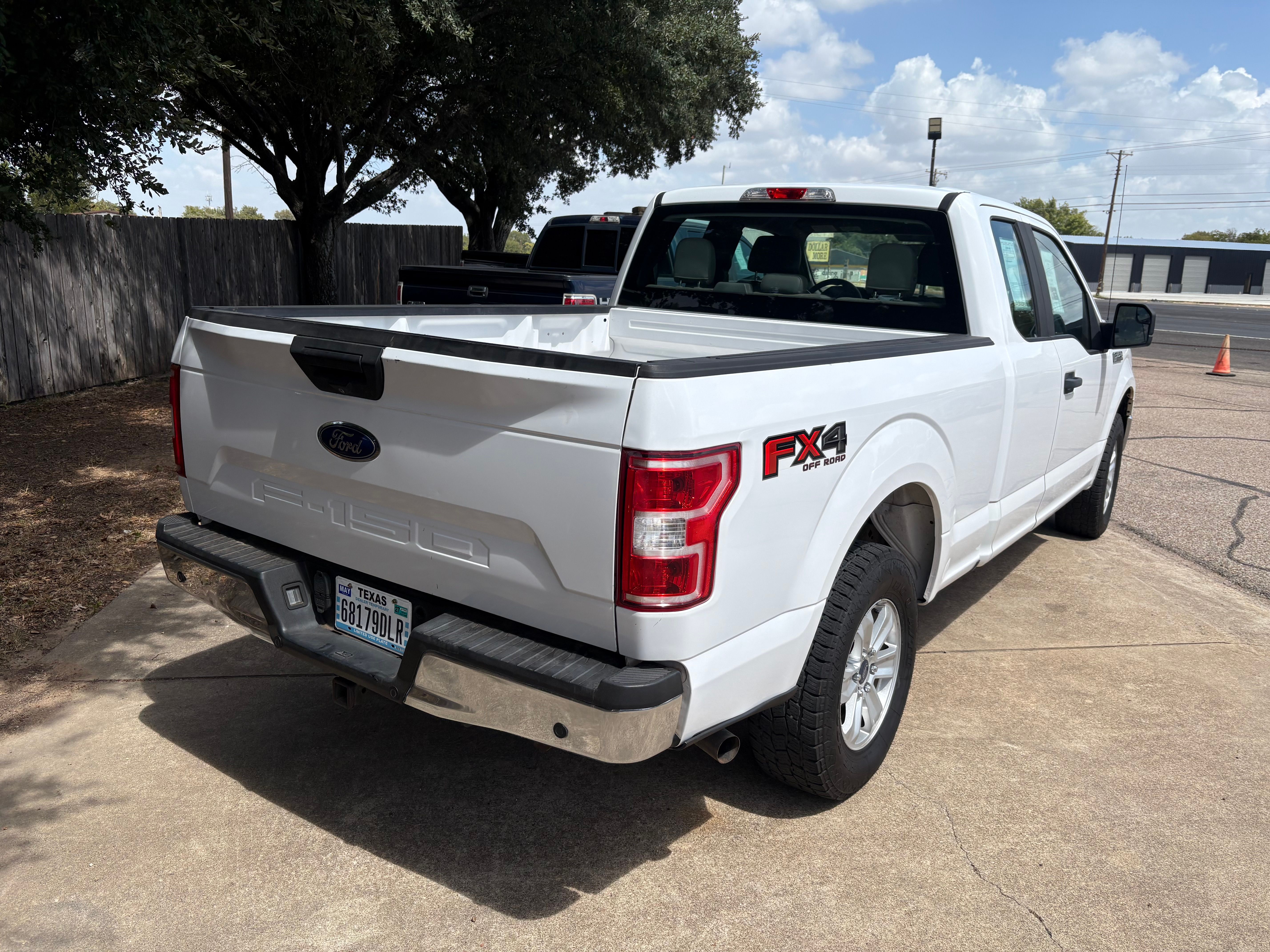 Used 2018 Ford F150 4x4 SuperCab FX4 image 3