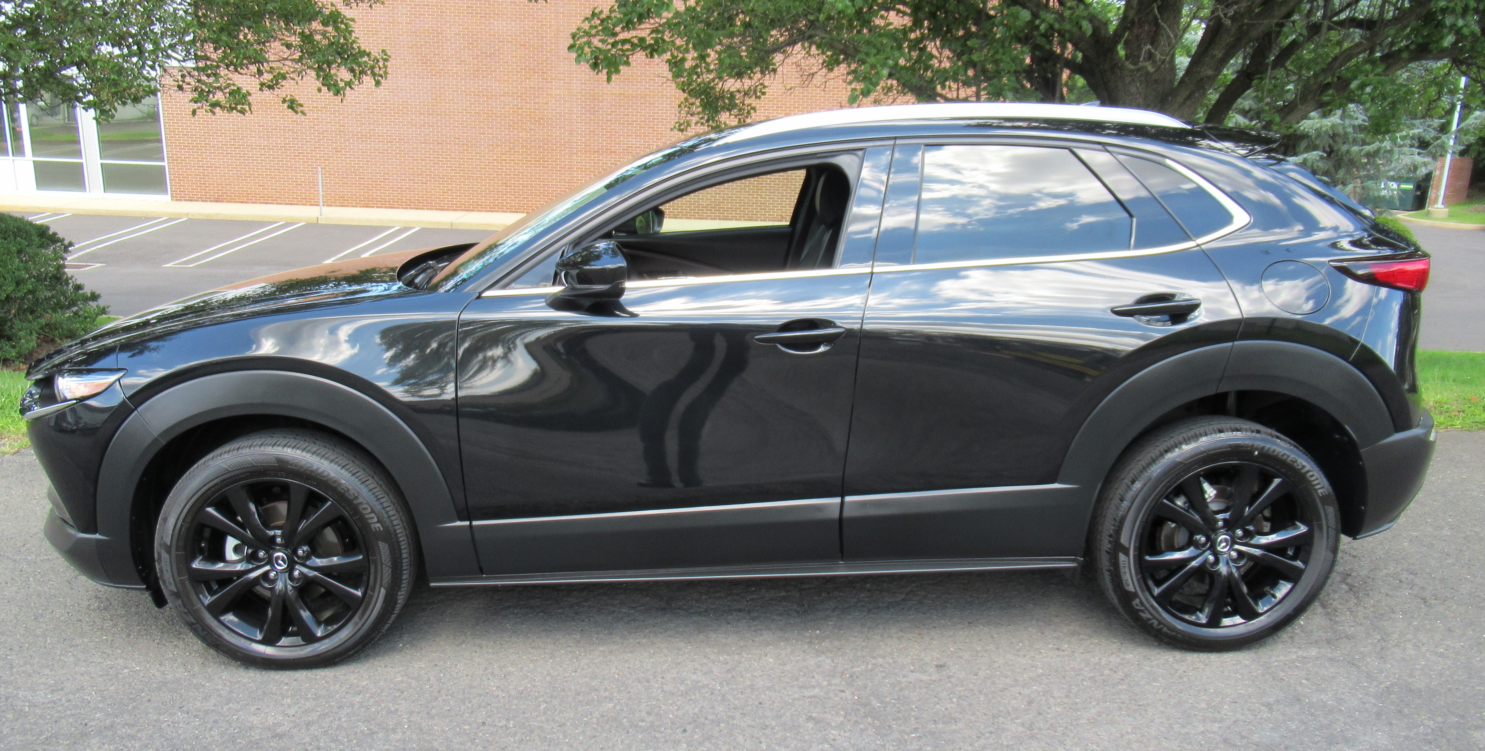Used 2022 MAZDA CX-30 2.5 Turbo w/ Premium Plus Pkg AWD/4WD image 3