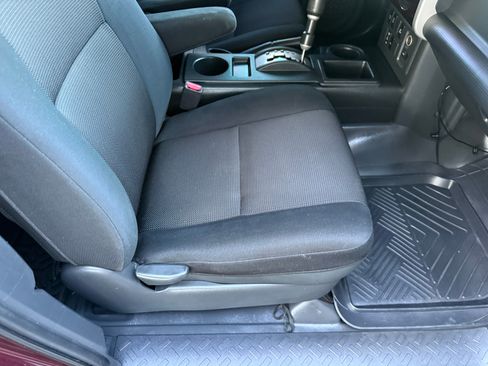 Used 2007 Toyota FJ Cruiser image 65