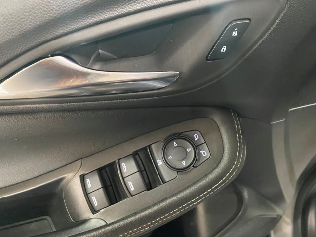 Used 2024 Buick Encore GX FWD Preferred image 9