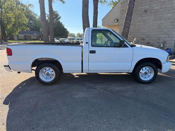 Used 2003 GMC Sonoma SL RWD image 5
