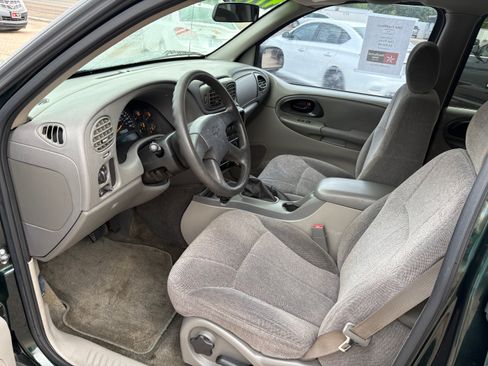 Used 2004 Chevrolet TrailBlazer LS image 4