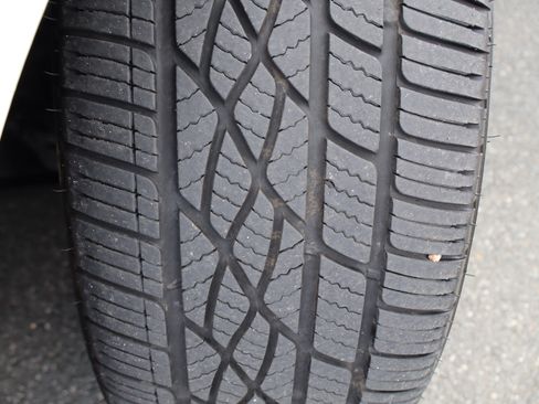 Used 2013 Dodge Challenger R/T Plus RWD image 33