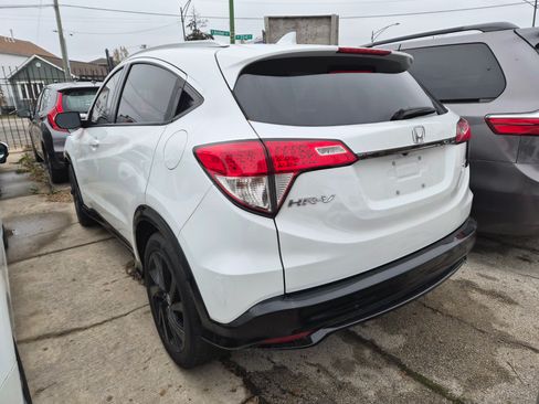 Used 2021 Honda HR-V Sport image 4