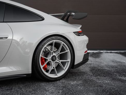 Used 2022 Porsche 911 GT3 image 3
