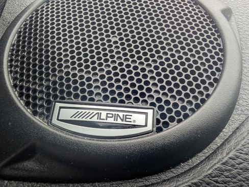 Used 2017 Jeep Wrangler Unlimited Sahara image 14