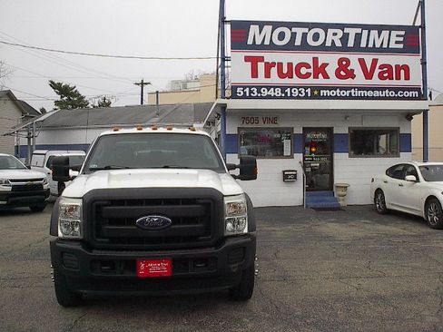 Used 2015 Ford F450 XL image 2