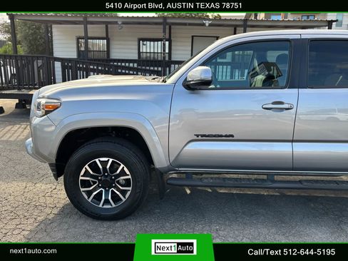 Used 2020 Toyota Tacoma image 13