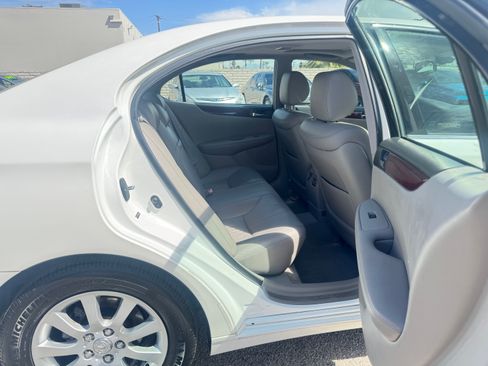 Used 2004 Lexus ES 330 image 19