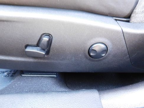 Used 2023 Dodge Charger SXT image 10