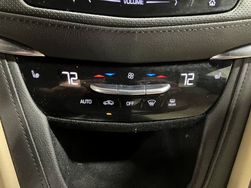 Used 2019 Cadillac XT5 Luxury image 16