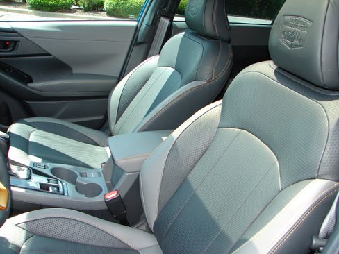 Used 2025 Subaru Crosstrek 2.5i Wilderness AWD/4WD image 4
