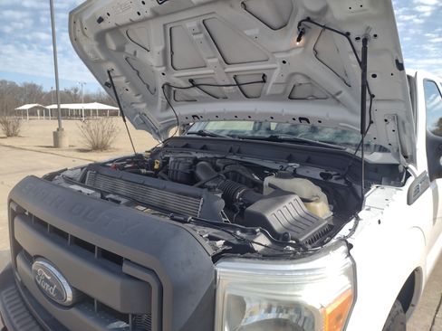 Used 2014 Ford F250 image 25